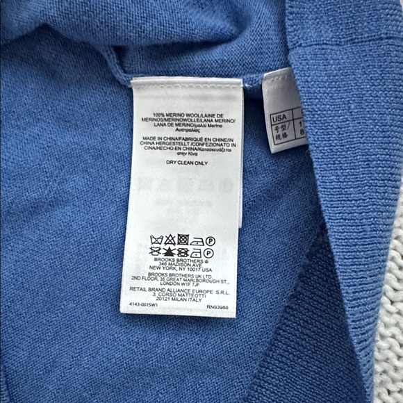 Brooks Brothers 100% Merino Wool V Neck Sweater Blue Size Medium - Picture 3 of 8